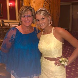 Meet your Posher, Lisa